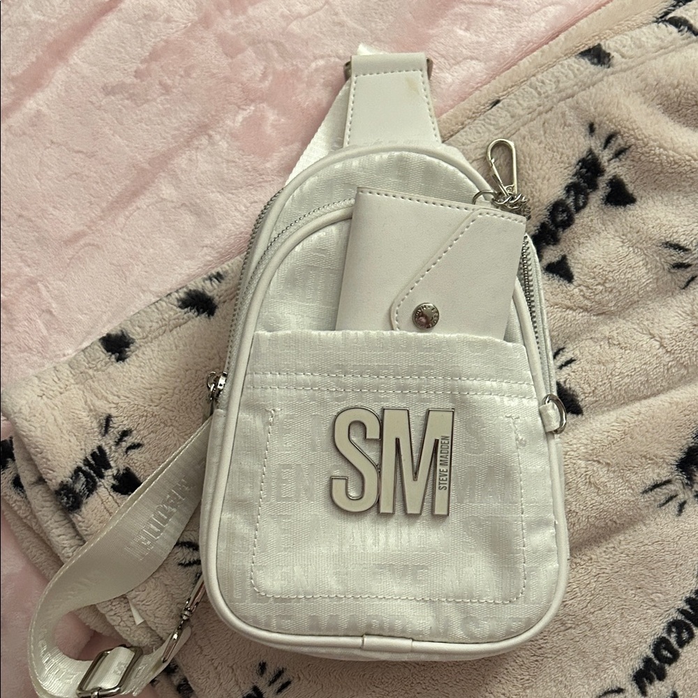 Steve Madden White Mini Bag Compact Design
